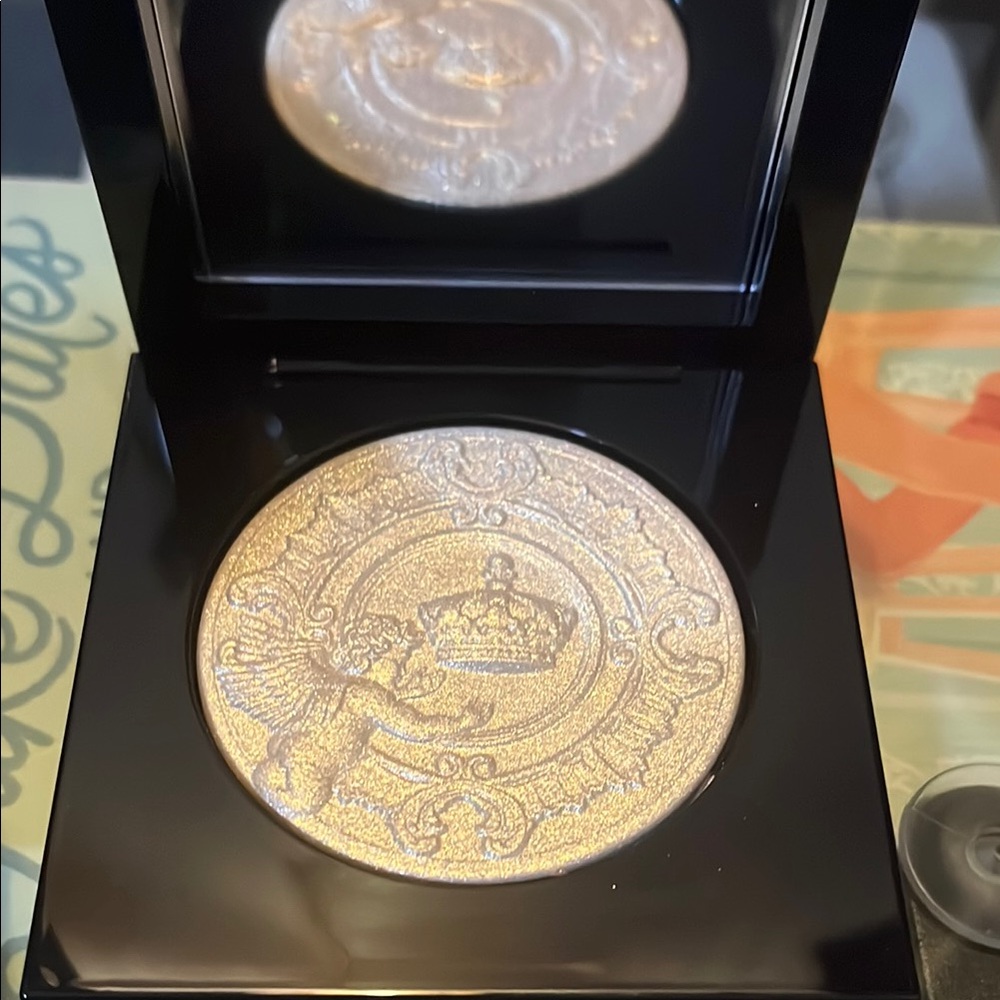Pat McGrath Labs x Bridgerton Skin Fetish Highlighter